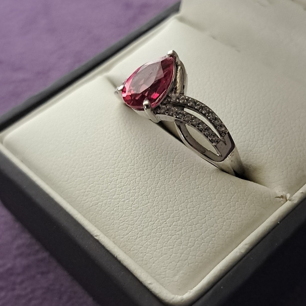 Padparadscha Sapphire & White Zircon Accented Triple Shank Ring. - Picture 3 of 5